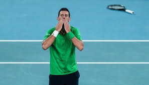 李可致谢申花球迷：奇迹虽未降临，但你们的支持始终坚定